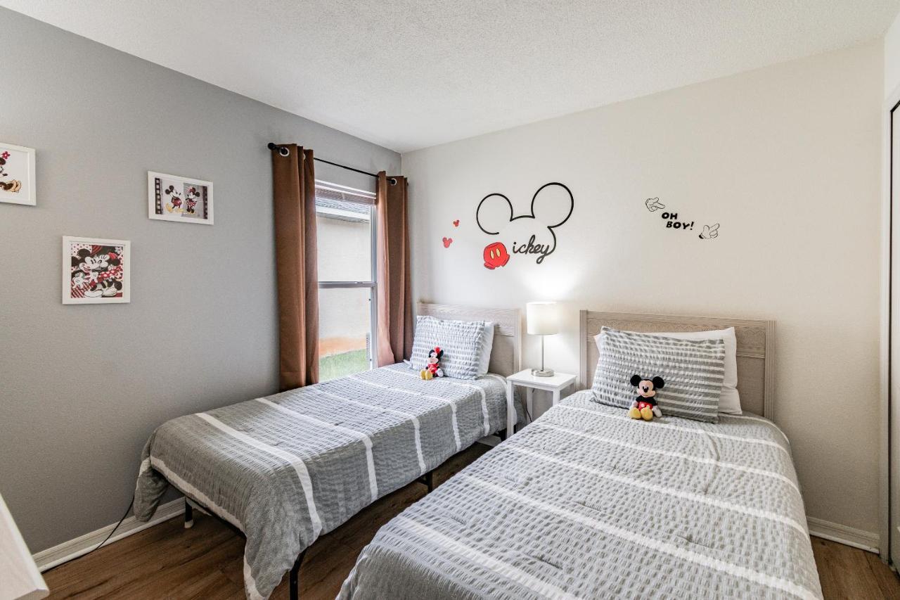 Spacious Villa With Private Pool - No Carpet - Disney Area Киссимми Экстерьер фото